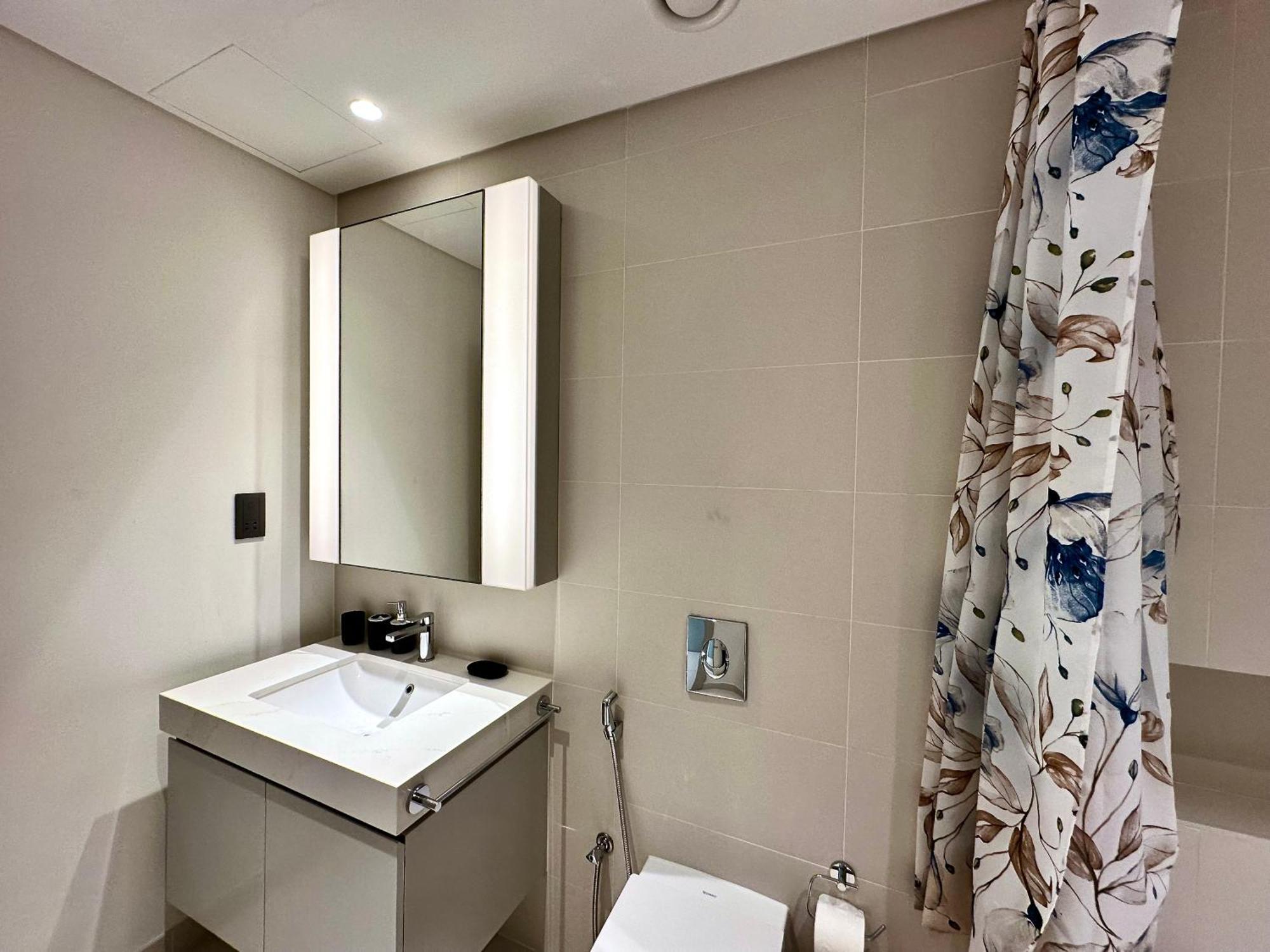 Lux Bnb I Sun Rise Bay I Palm & Sea View Apartamento Dubai Exterior foto